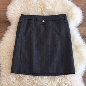 WHITE House black market grey skirt